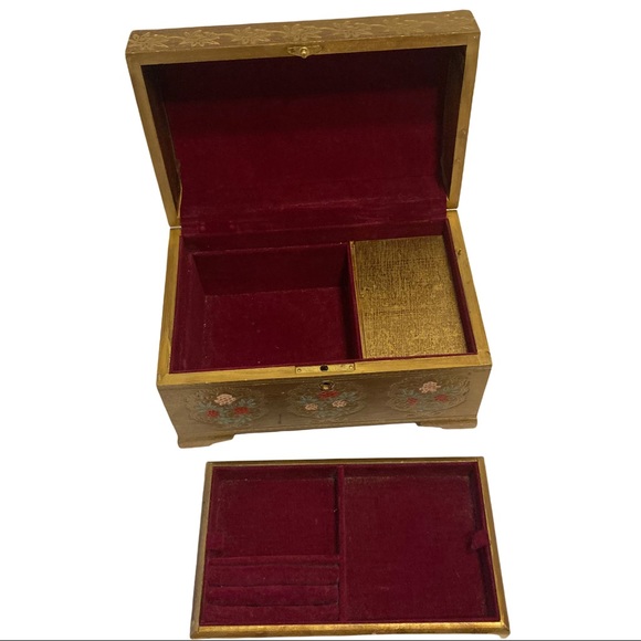 Vintage Florentine Chest Style Musical Jewelry Box! Made in Japan! - Picture 4 of 10